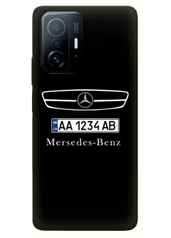 Бампер для Xiaomi 11T Pro из силикона - Mercedes-Benz Мерседес-Бенц Мерс название с номерным знаком и передней части кузова на черном фоне черный чехол
