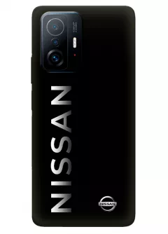 Бампер для Xiaomi 11T Pro из силикона - Nissan Ниссан классический логотип и название крупным планом на черном фоне черный чехол