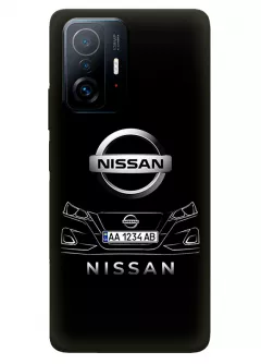 Наладка для Xiaomi 11T Pro из силикона - Nissan Ниссан классический логотип крупным планом с номерным знаком и передней частью кузова на черном фоне черный чехол