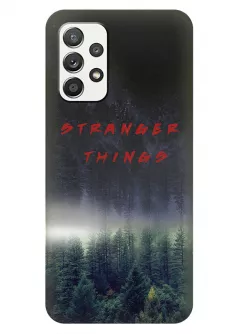 Бампер для Samsung Galaxy A32 из силикона - Очень странные дела Stranger Things красное название на фоне леса