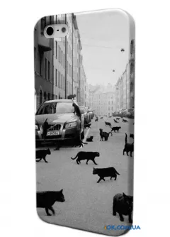 Чехол с черно-белым фото "Кошки в городе" для iPhone 4/4S/5/5S