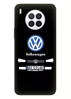 Бампер для Хуавей Нова 8и из силикона - Volkswagen Фольксваген классический логотип крупным планом с номерным знаком и передней частью кузова (Дизайн 1)
