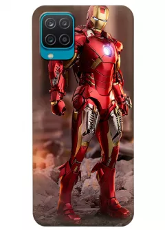 Бампер для Samsung M12 из силикона - Железный человек Комикс Марвел Marvel Comics Iron Man в полный рост Тони Старк наблюдает