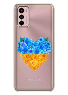 Патриотический чехол Motorola G42 с рисунком сердца из цветов Украины