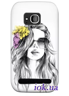 Чехол для Nokia Lumia 710 - Девушка с цветком 