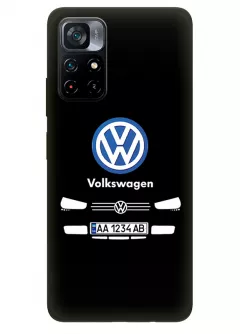 Бампер для Поко М4 Про 5Дж из силикона - Volkswagen Фольксваген классический логотип крупным планом с номерным знаком и передней частью кузова (Дизайн 1)