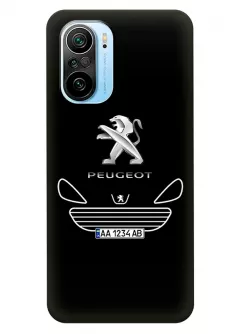Наладка для Xiaomi Mi 11i из силикона - Peugeot Пежо классический логотип крупным планом с номерным знаком и передней частью кузова (Дизайн 1)