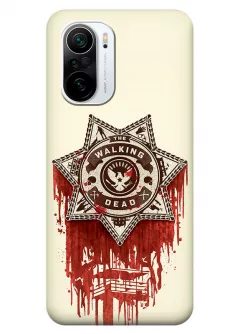 Чехол-накладка для Xiaomi Poco F3 из силикона - Ходячие мертвецы The Walking Dead логотип в виде значка шерифа в крови желтый чехол