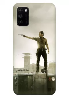 Чехол-накладка для Xiaomi Poco M3 из силикона - Ходячие мертвецы The Walking Dead Рик Граймс Эндрю Линкольн стоит прицеливаясь на перевернутом грузовике