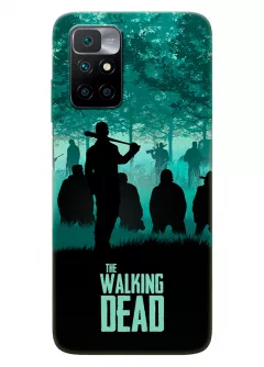 Чехол-накладка для Редми 10 из силикона - Ходячие мертвецы The Walking Dead бирюзово-черный постер с главными героями в окружении противников в лесу