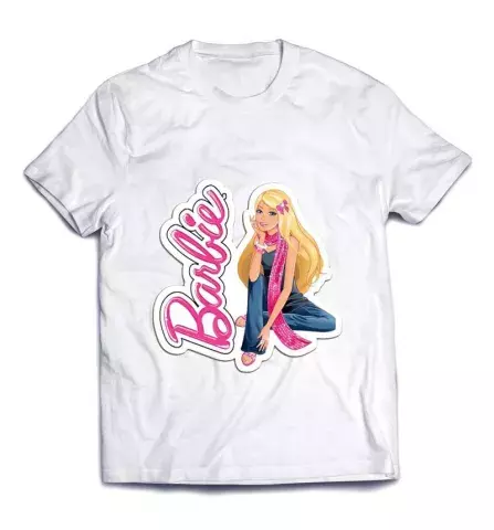 Красивая девчачья футболка с изображением - Барби сидит