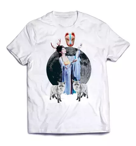 Дизайнерский  принт на крутой стильной футболке - Женщина и волки