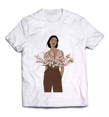 Чудесная футболка с принтом - Девушка с цветами